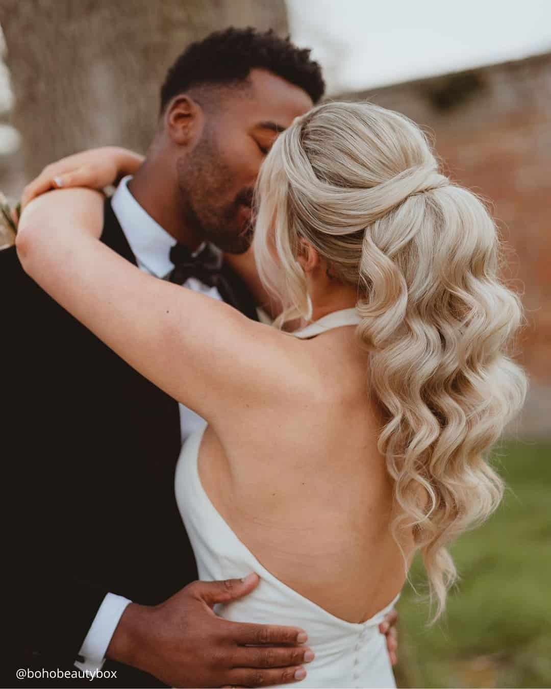 Curly Wedding Hairstyles For Summer