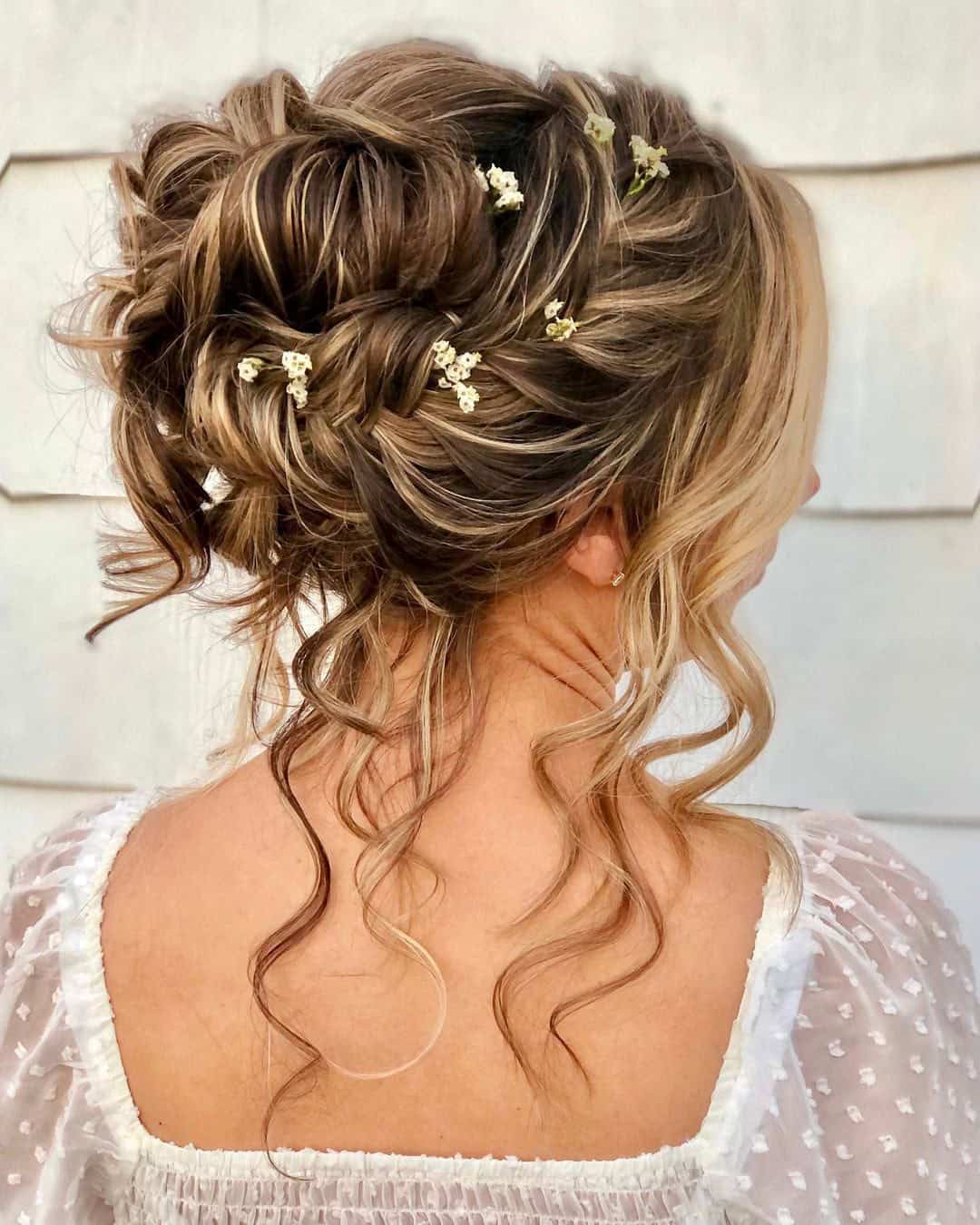 Cute Bridal Half Up Half Down