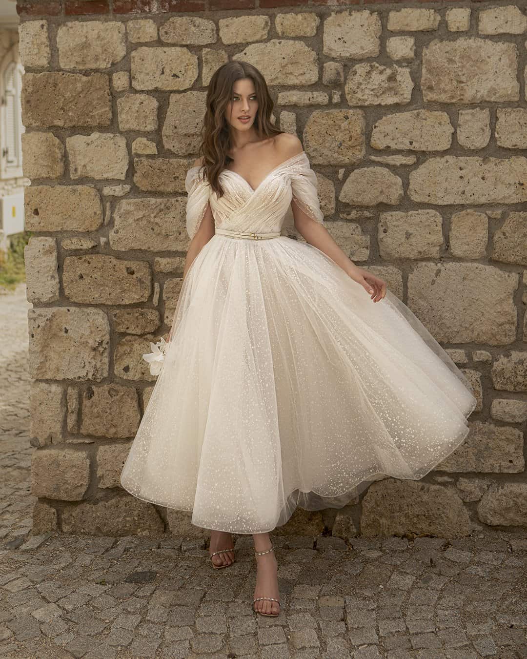 Bubble Hem Tea Length Wedding Dresses