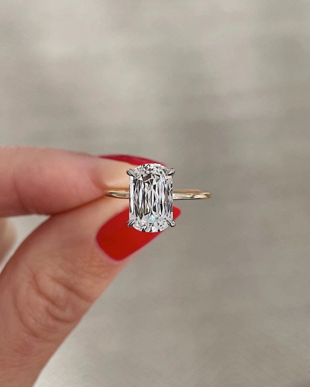 Asscher Cut Engagement Rings