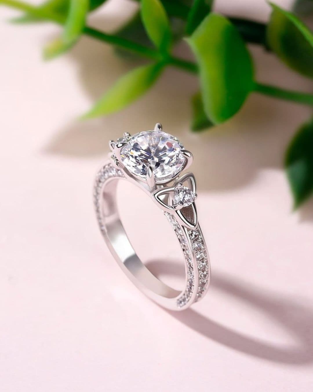 Oval Engagement Rings