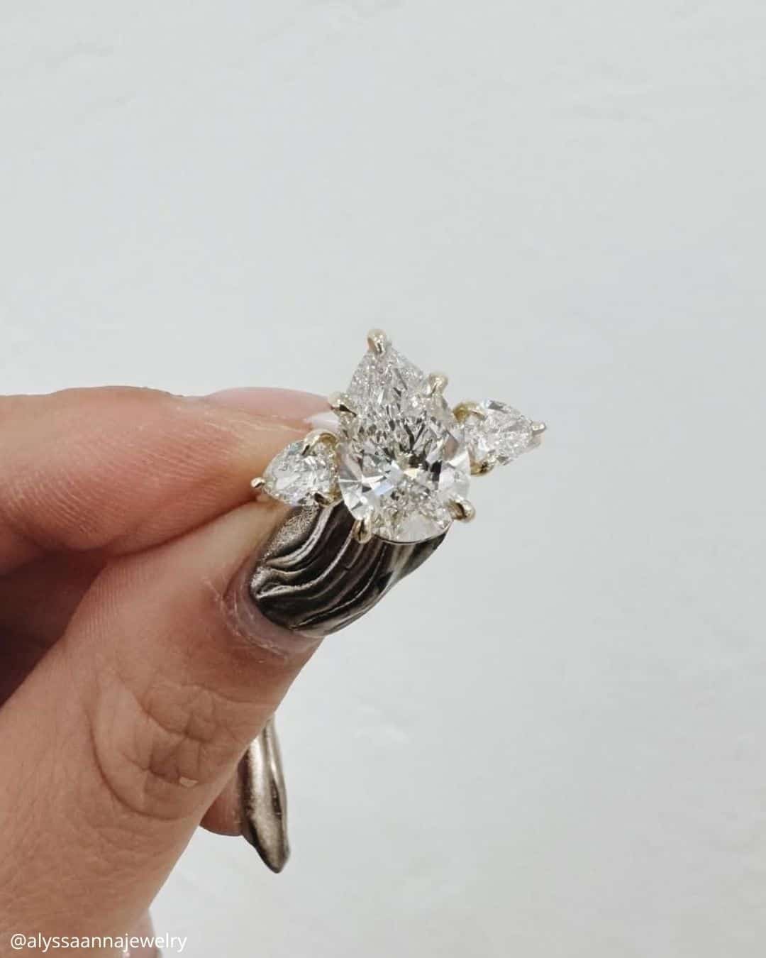 Baroque Unique Rings