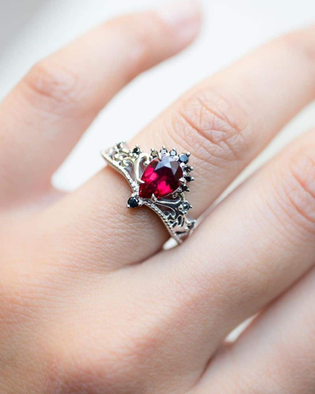 Where to Buy Unique Engagement Rings