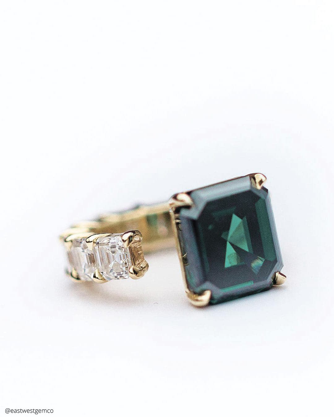 Halo Unique Rings
