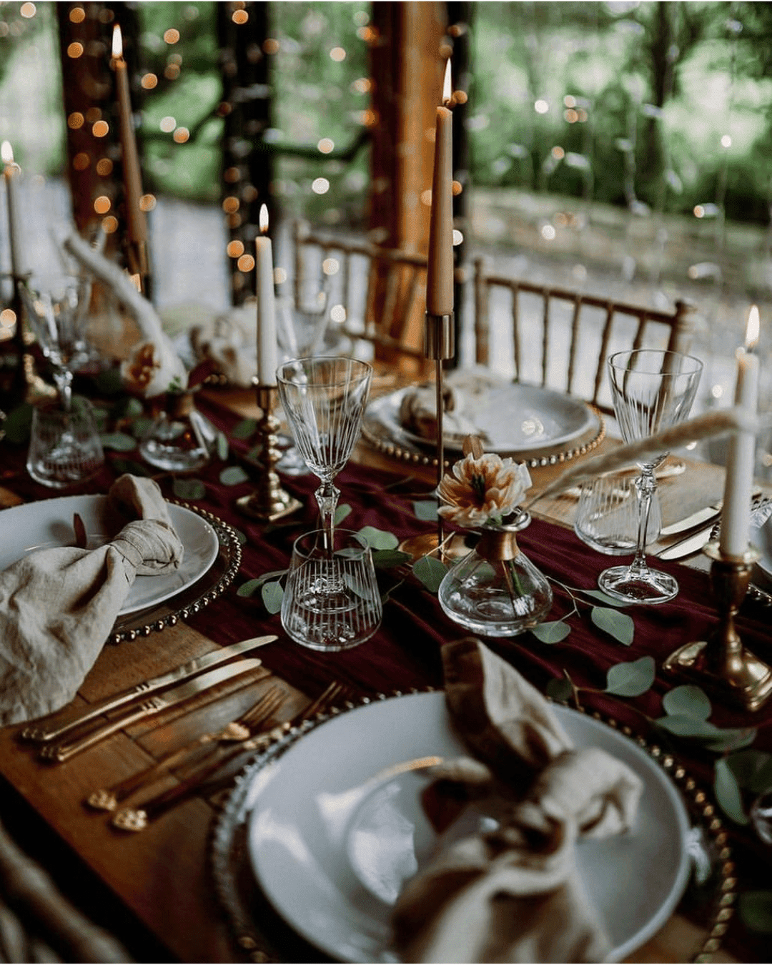 Velvet Chairs In Wedding Decor
