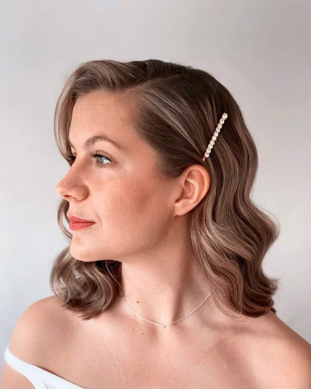 Pin-Up Style Wedding Hair Ideas