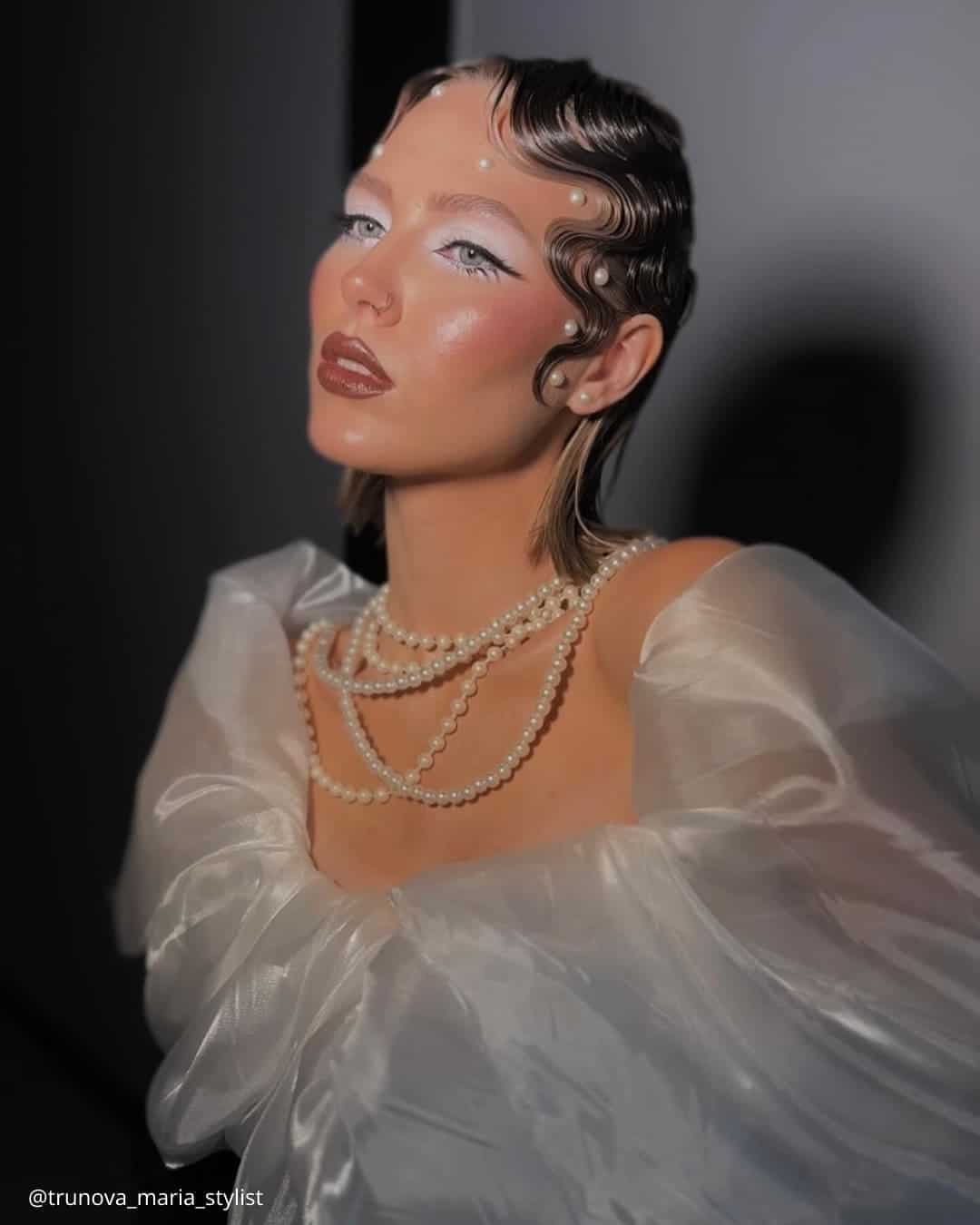 Pin-Up Style Wedding Hair Ideas