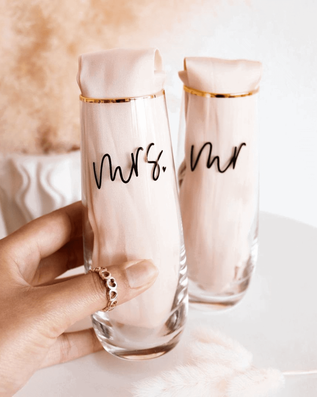 Simple And Classy Personalized Wedding Glasses
