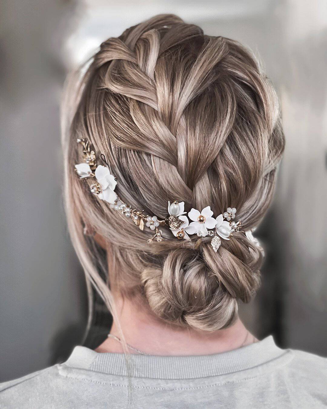 Beach Wedding Hairstyles For Thin Hair