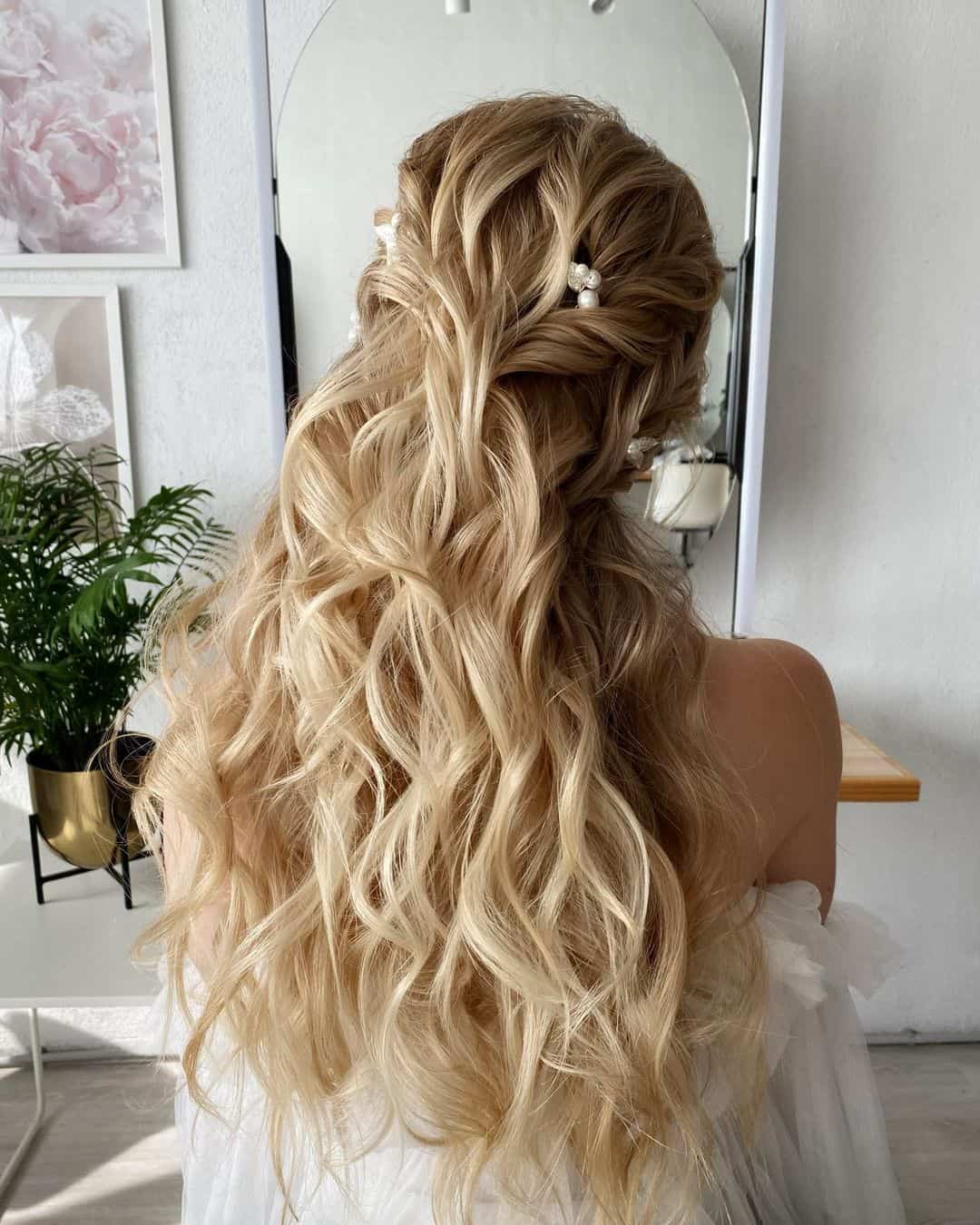 Bridal Hairstyles With Flowers
