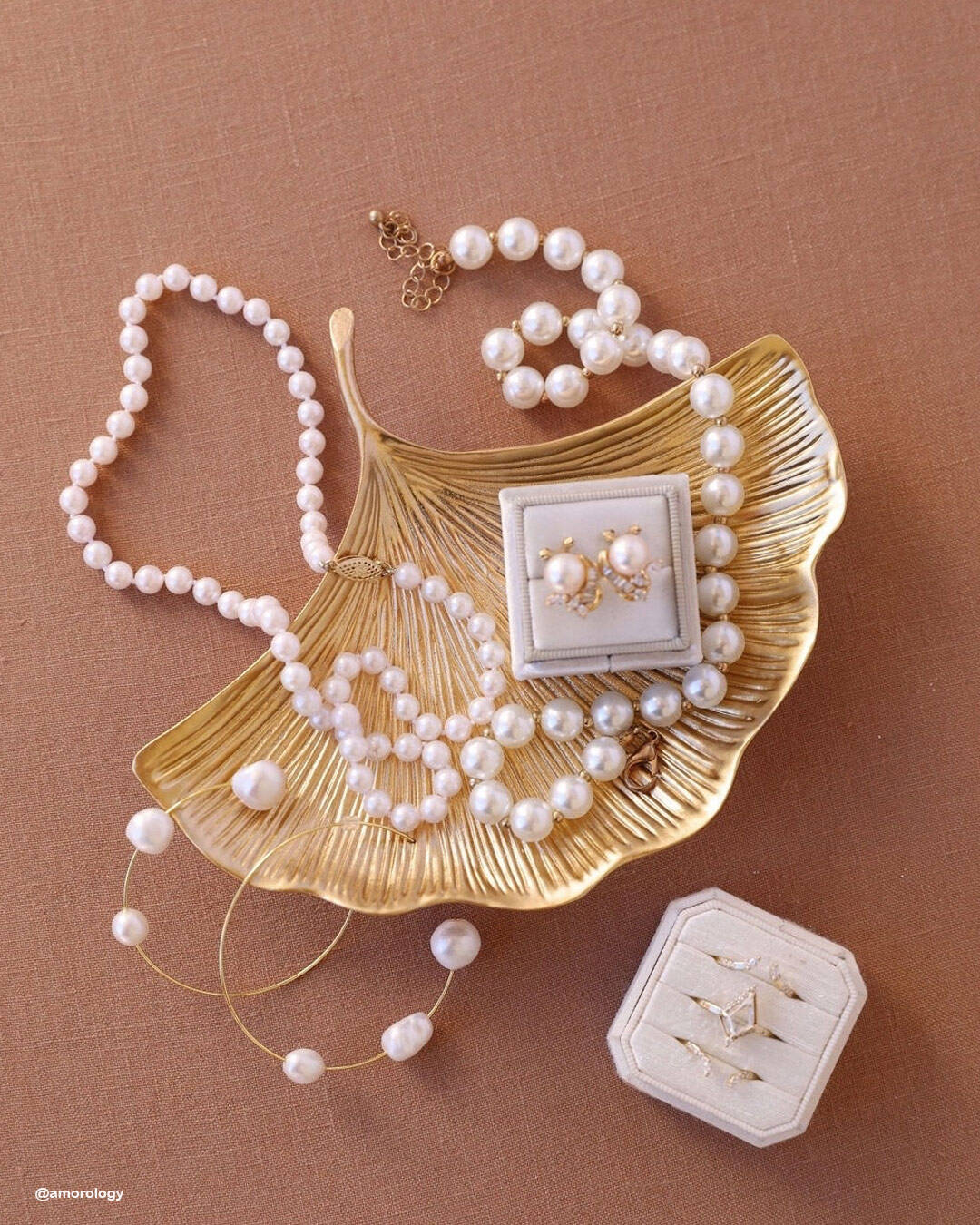 Pearls Accents