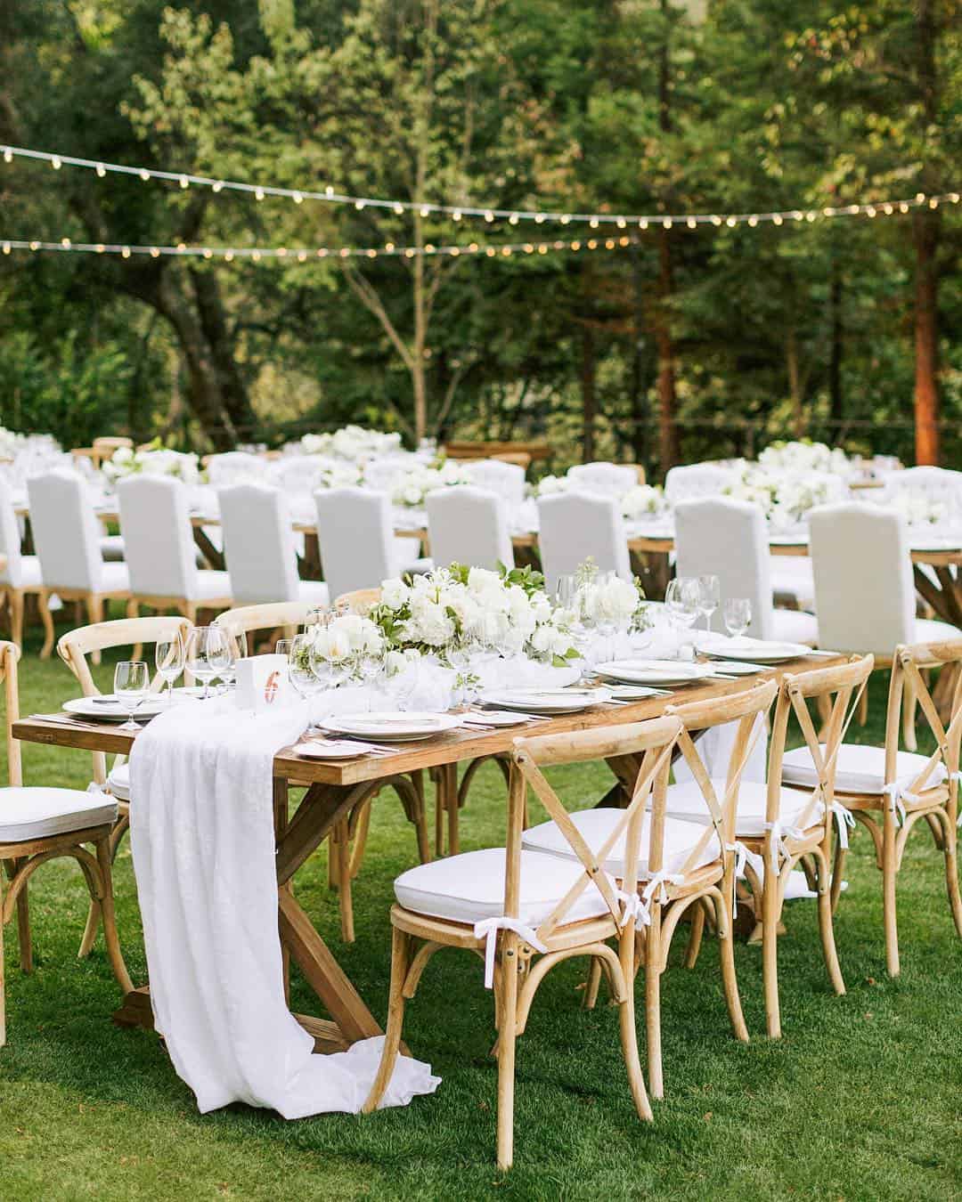 White Wedding Decoration Ideas For Aisle