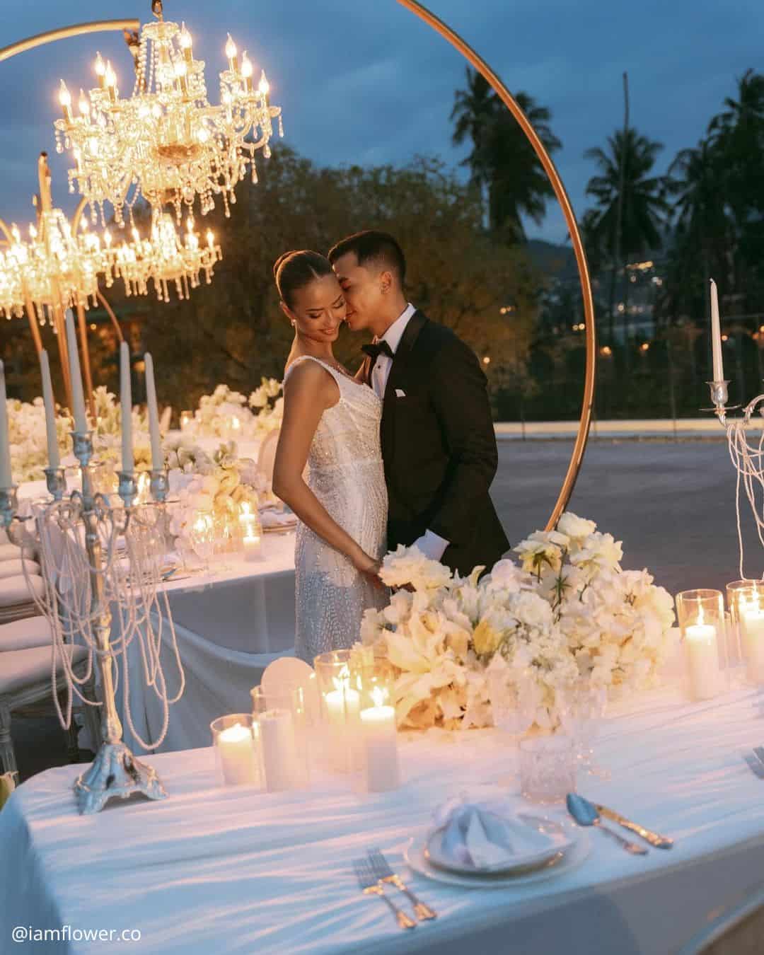 White Wedding Decoration Ideas For Aisle