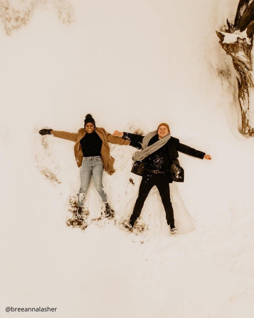 Engagement Photos In The Snow