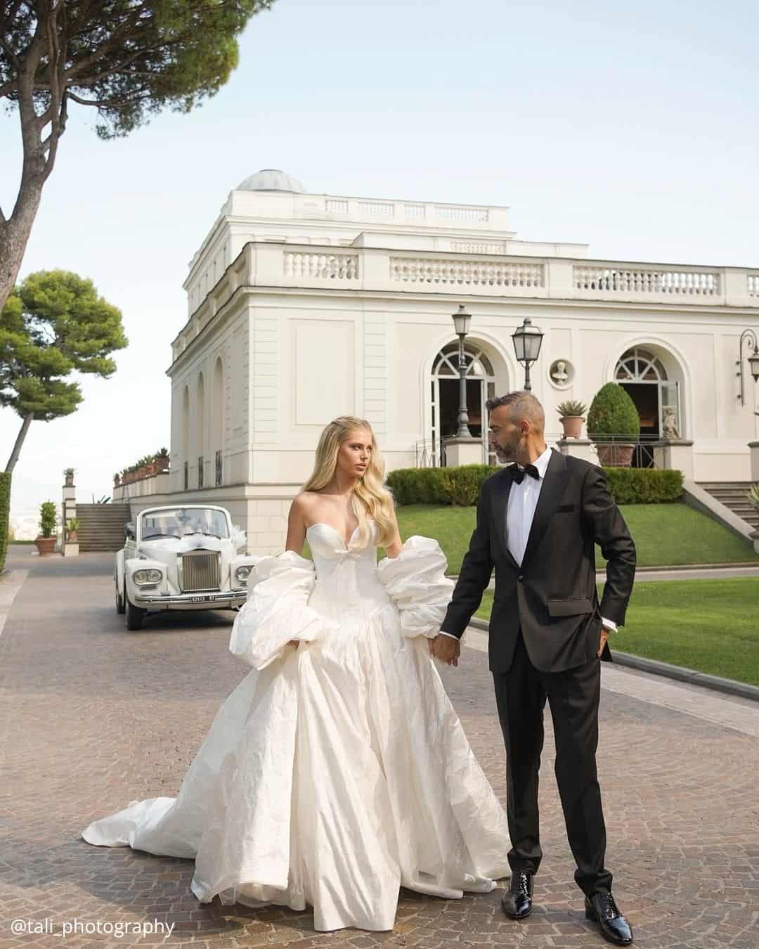 Wedding Exit Photo Ideas