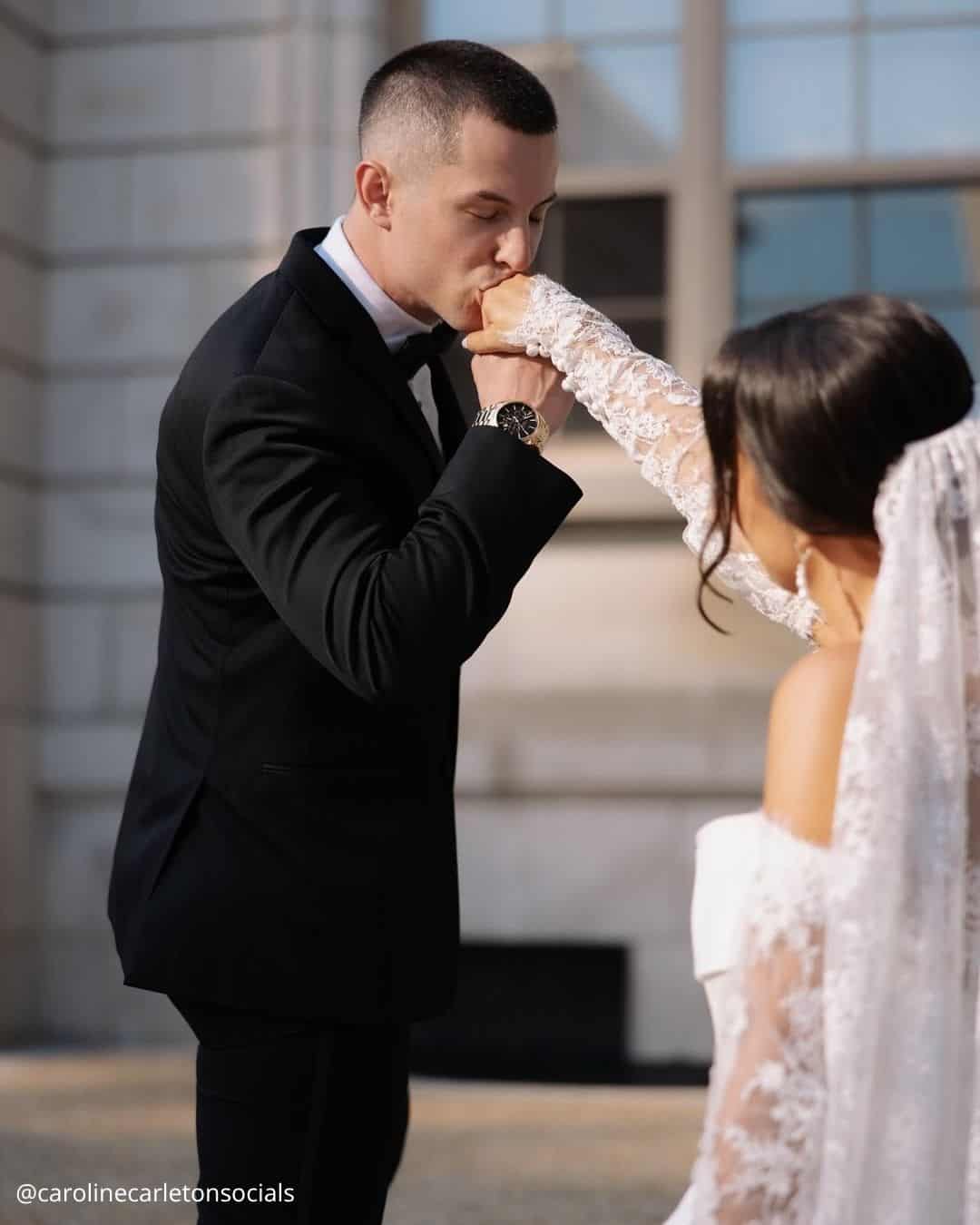 Wedding Kiss