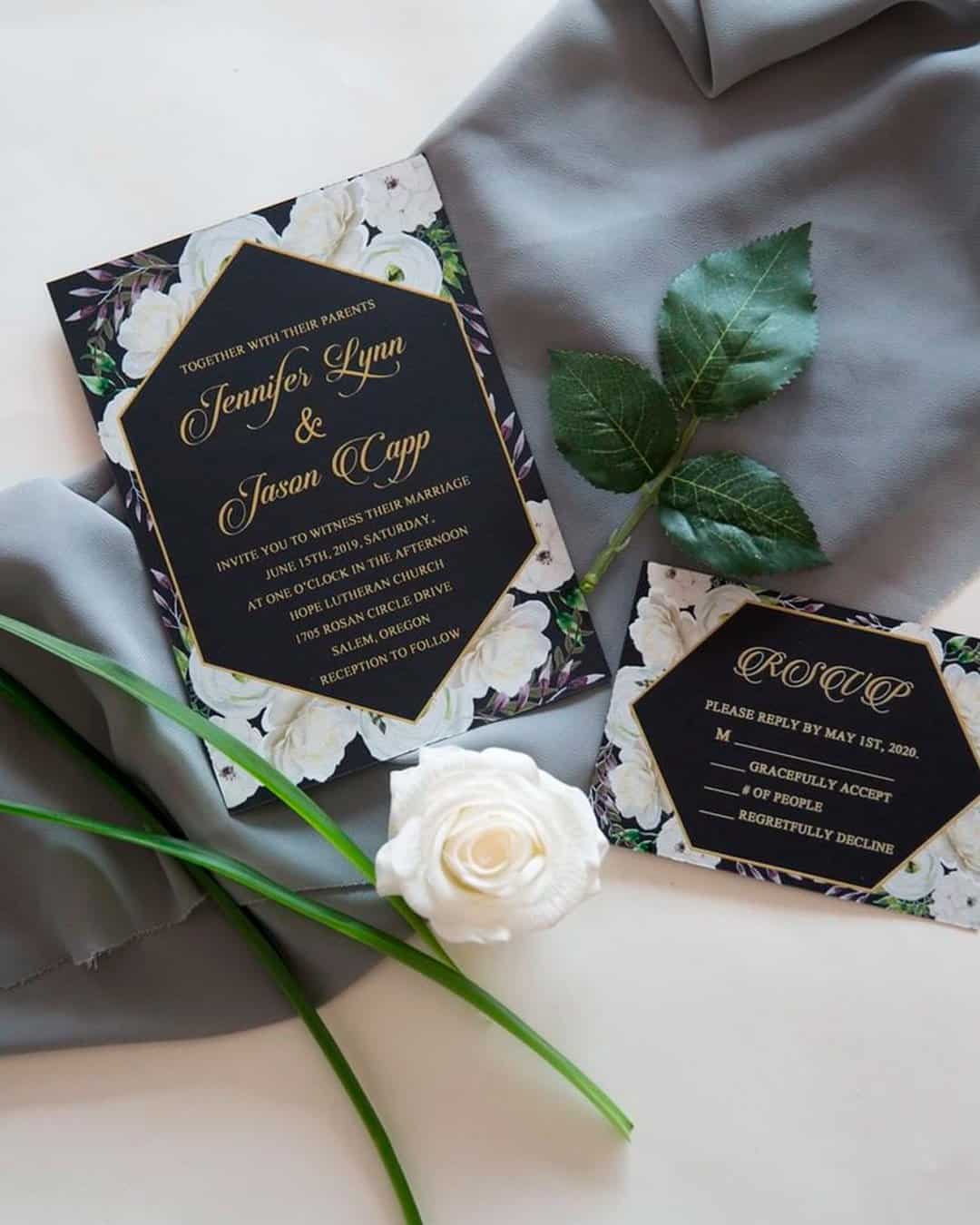 Black and Gold Wedding Decor