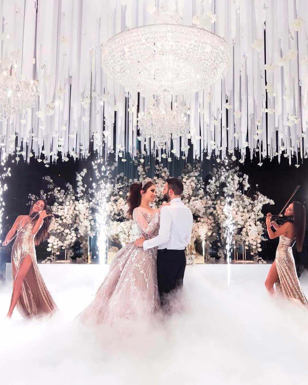 Great Oldies Songs For First Dance