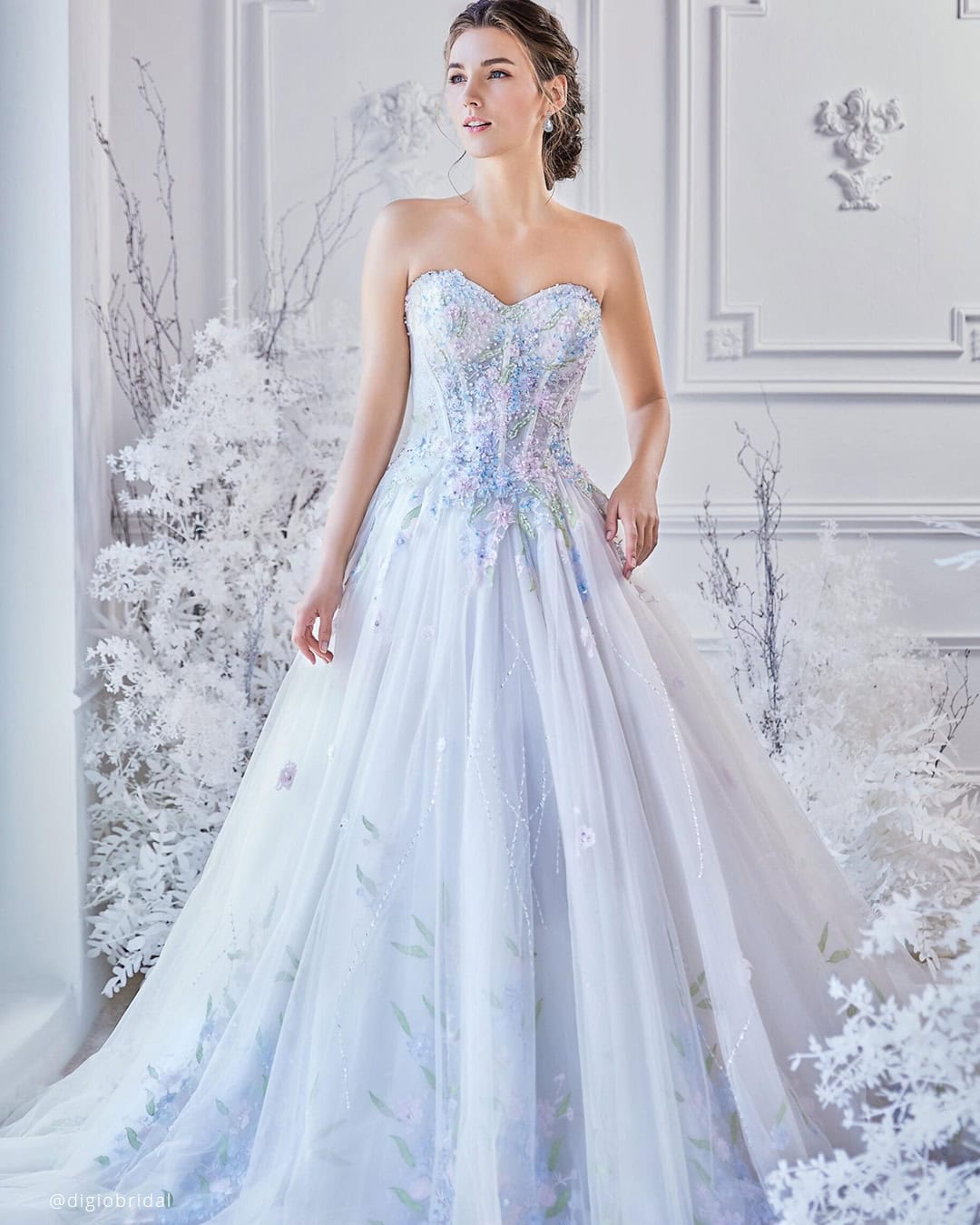 Floral Applique Wedding Dresses