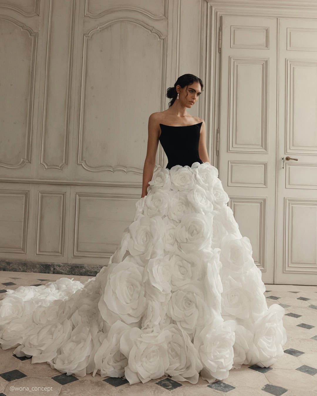 Floral Applique Wedding Dresses