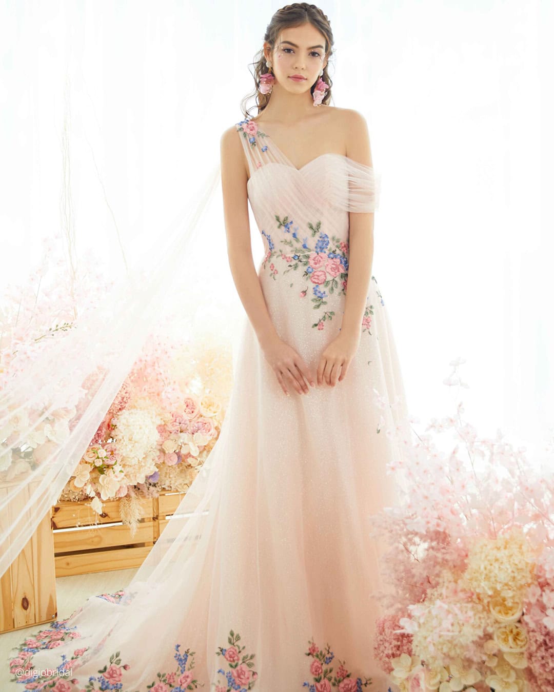 Whimsical Wedding Dress Ideas