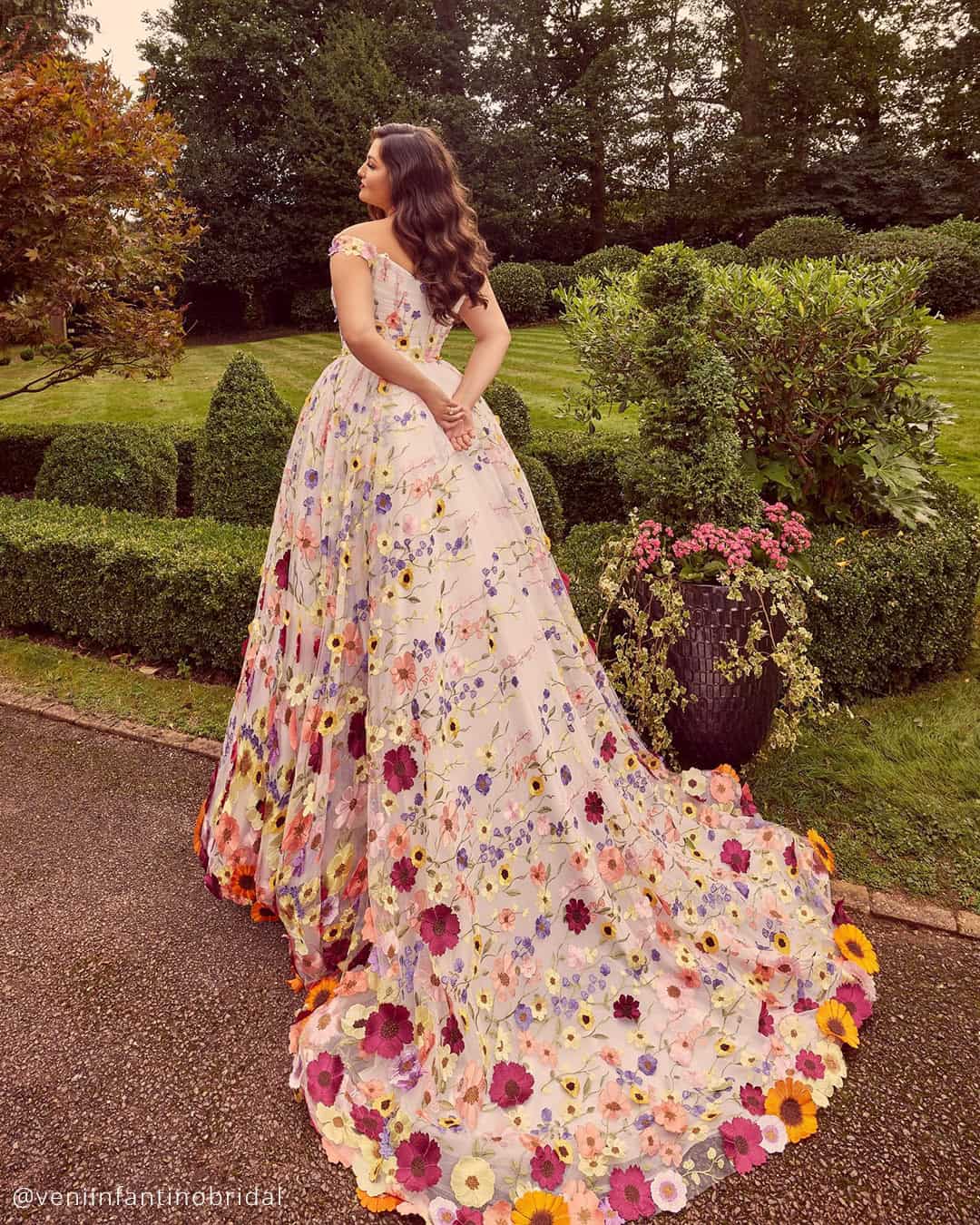 How To Choose Floral Dress for Your Body Type?
