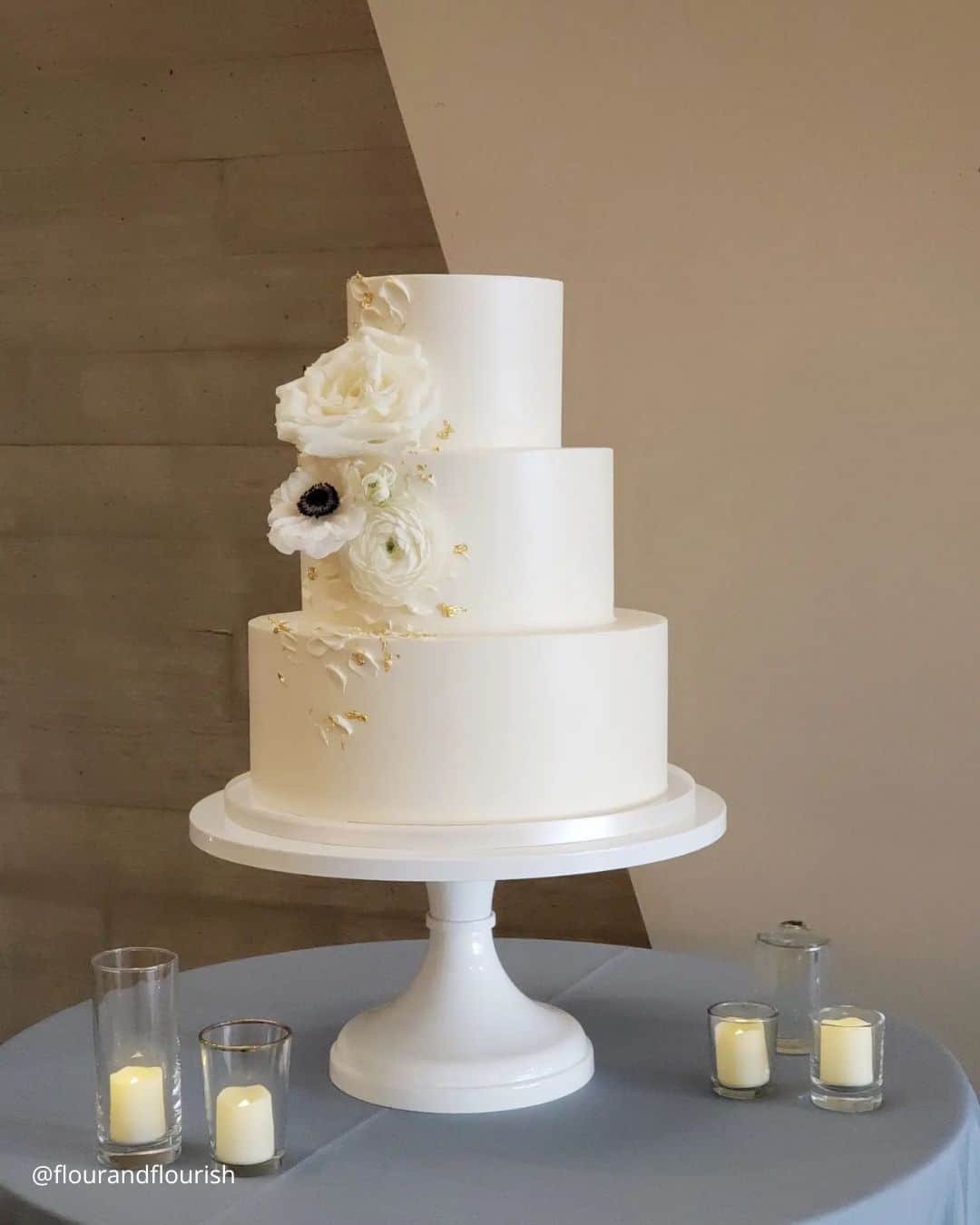 Elegant Summer Wedding Cake