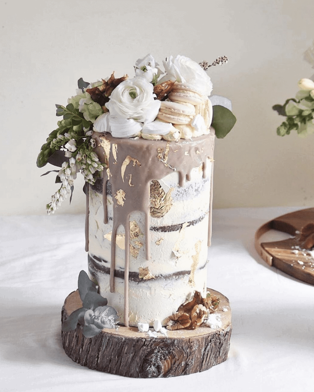 Black Elegant Summer Wedding Cakes
