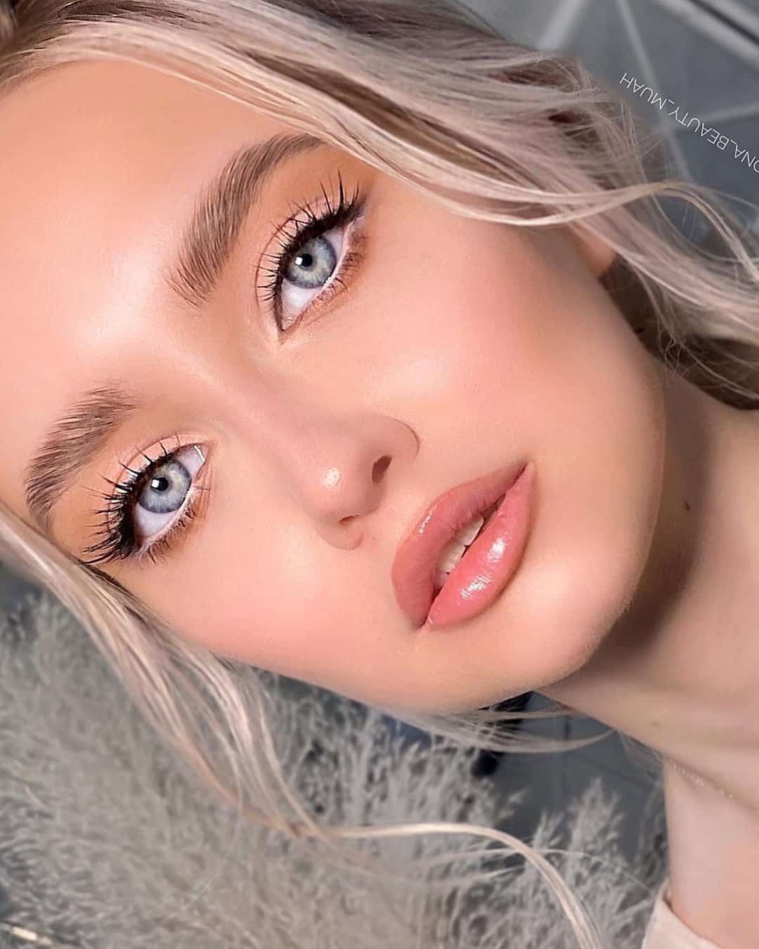 Eye Makeup Ideas & Pro Tips For Blue Eyes