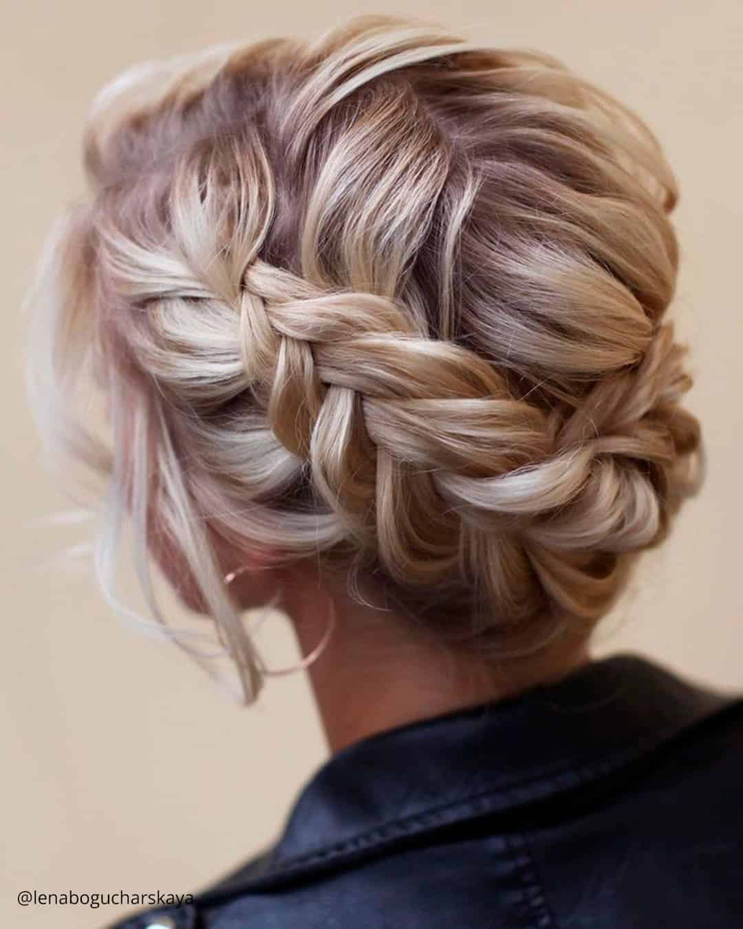 Half Up Half Down Styles for Medium Hair Brides