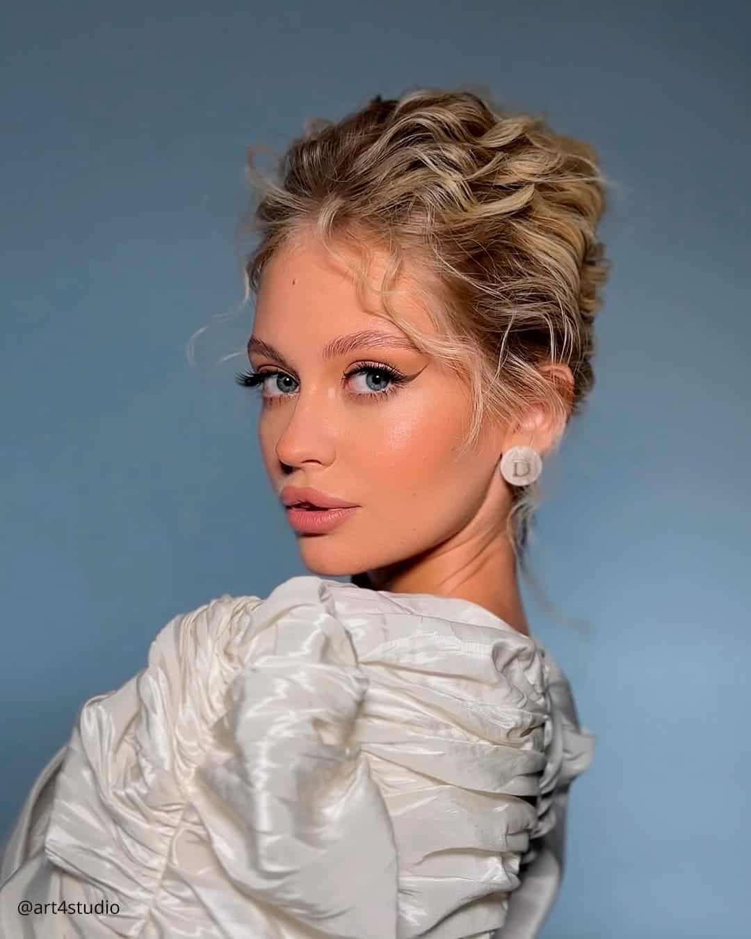 Easy Wedding Hairstyles For Medium Hair