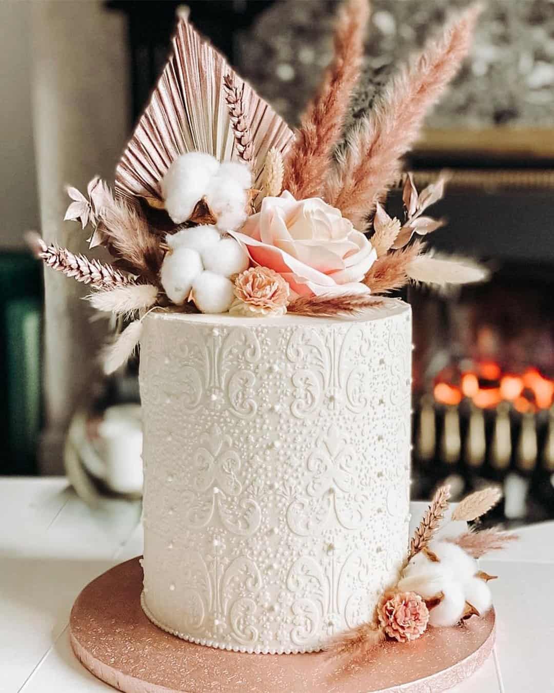 wedding cake trends boho ideas