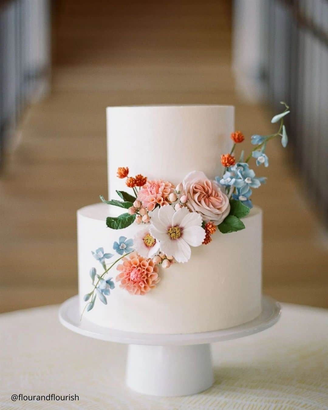 wedding cake trends small white wedding cake decorated with flowers