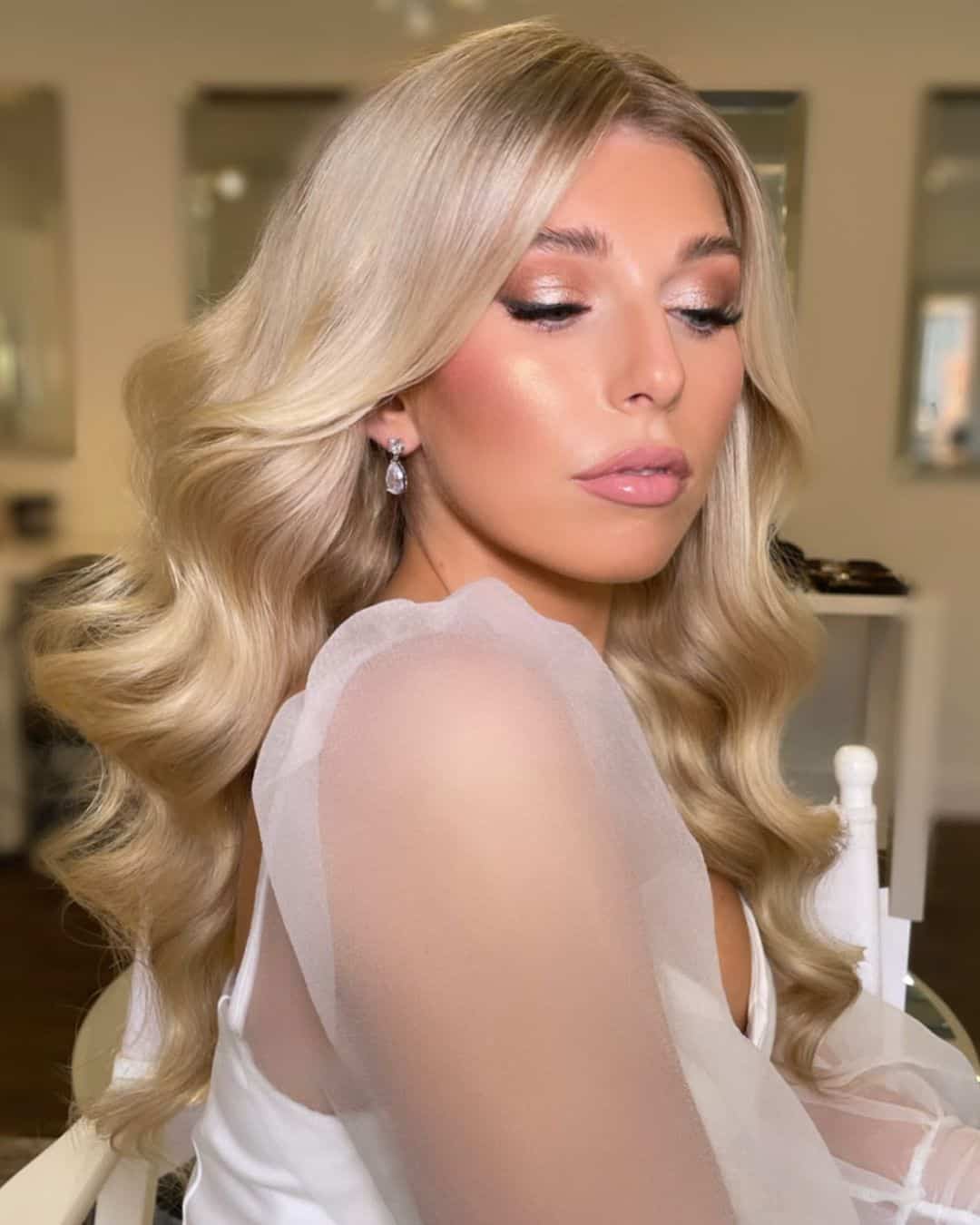Dramatic Looks For A Bride