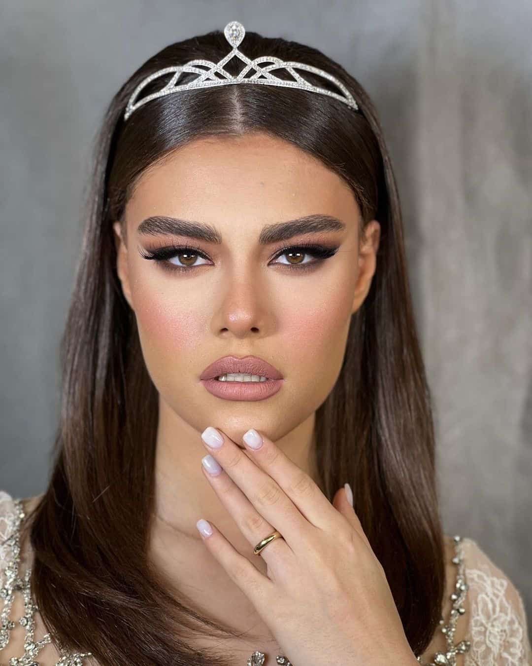 Brown Smokey Looks For Your Big Day