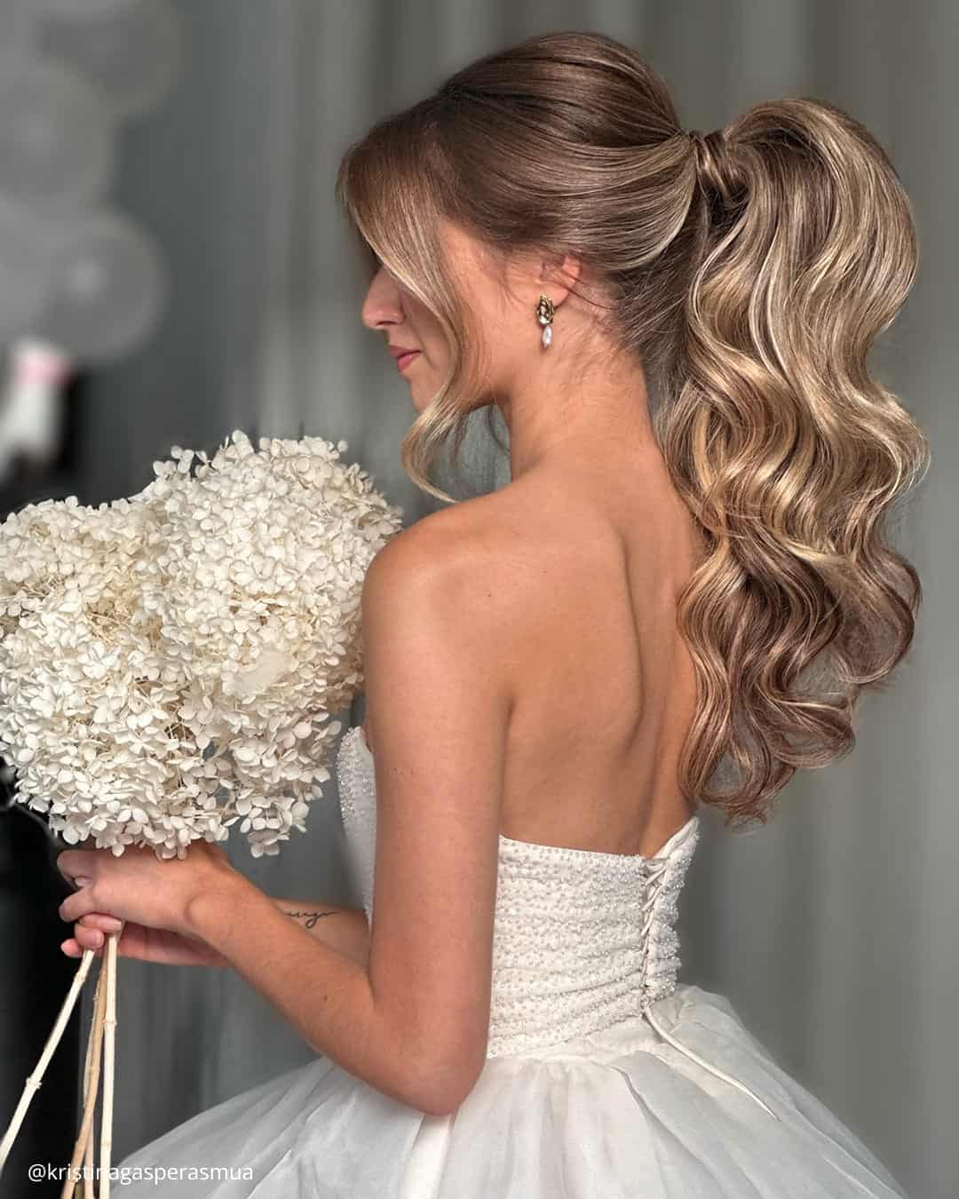 Curly Ponytail Hairstyles