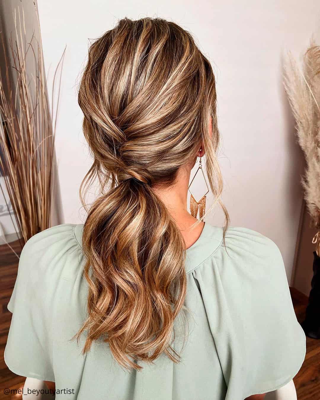 How To Wear A Veil With A Ponytail