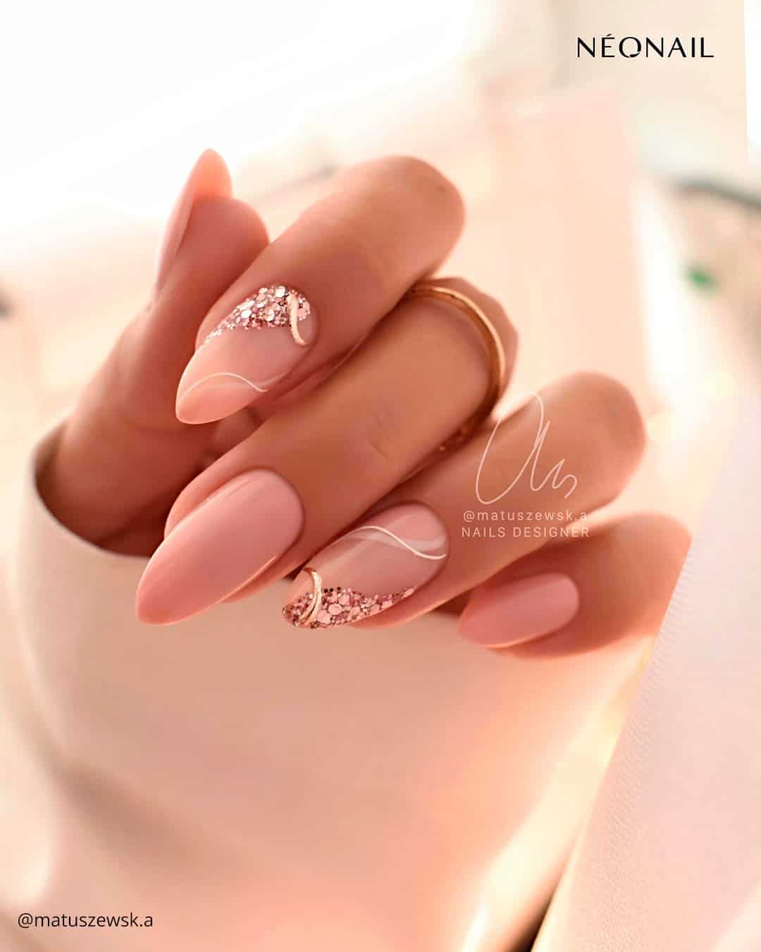 Trendy Nails