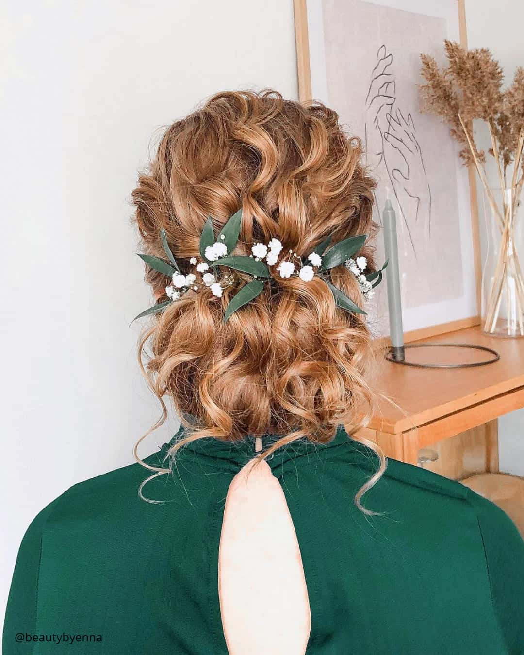 Curly Hairstyles For Wedding Guests