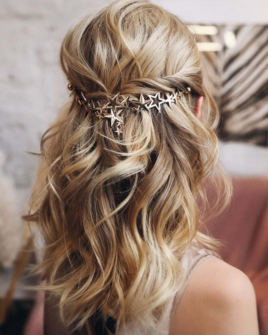 Shoulder Length Short Hairstyles For Wedding Guest