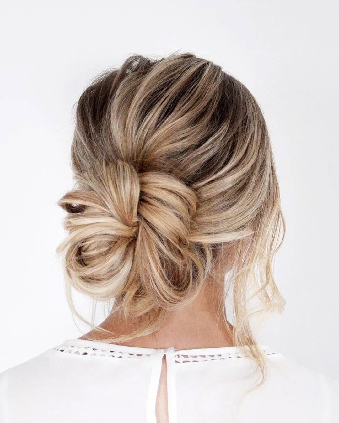 Easy Tutorial – Semi Formal Low Bun