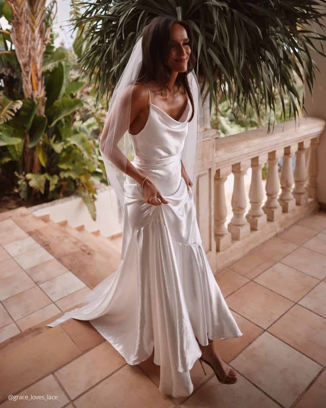 Sexy Beach Bridal Dresses