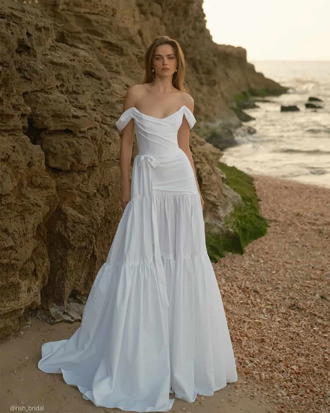 Short Beach Wedding Dresses