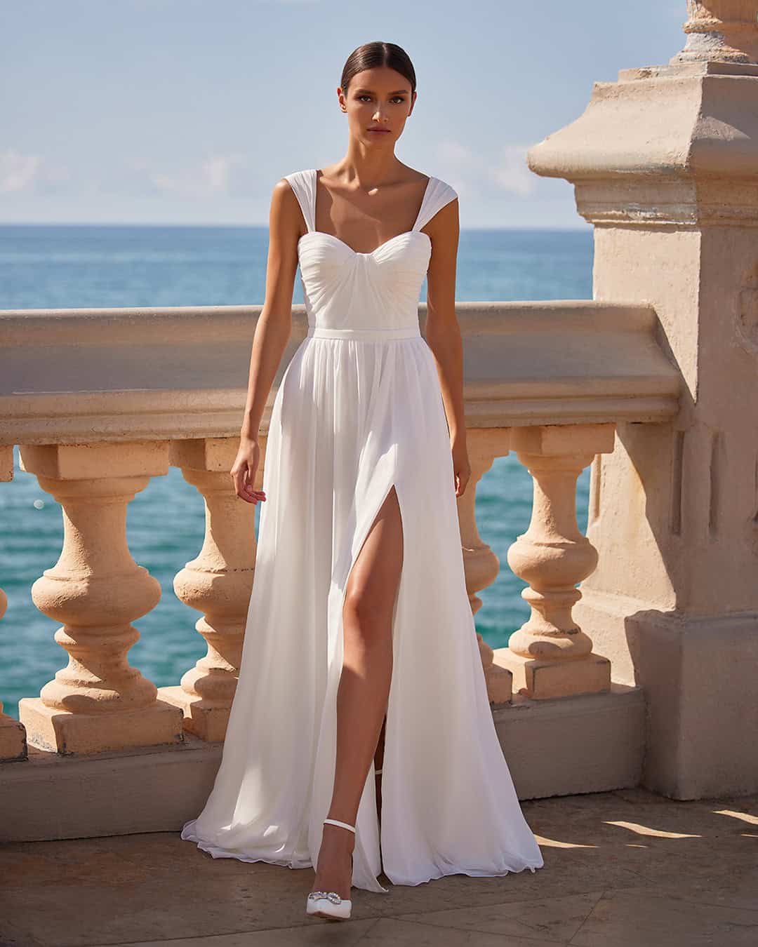 Short Beach Wedding Dresses