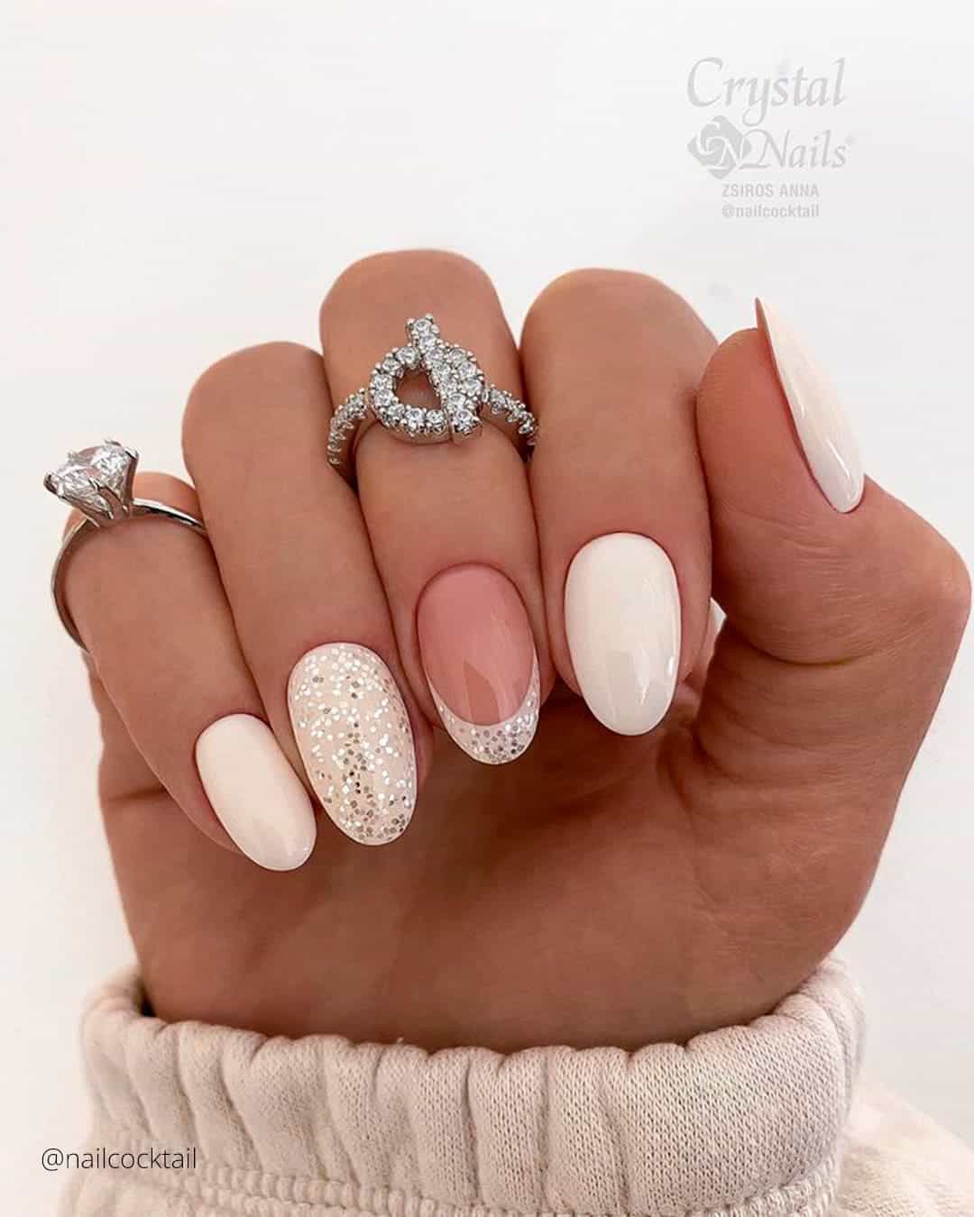 Gold And White Nail Designs