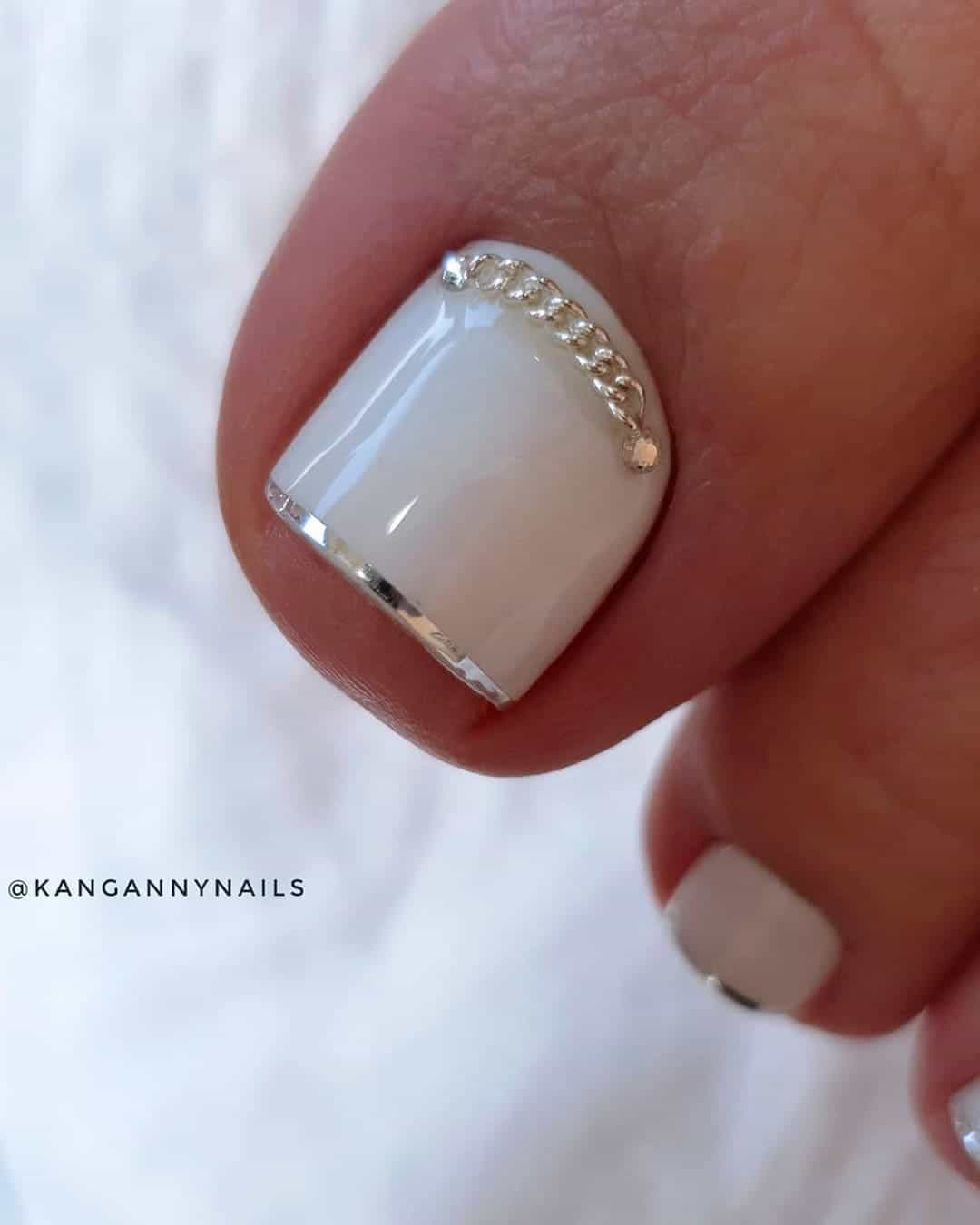 DIY Tips for Perfect Wedding Nails: