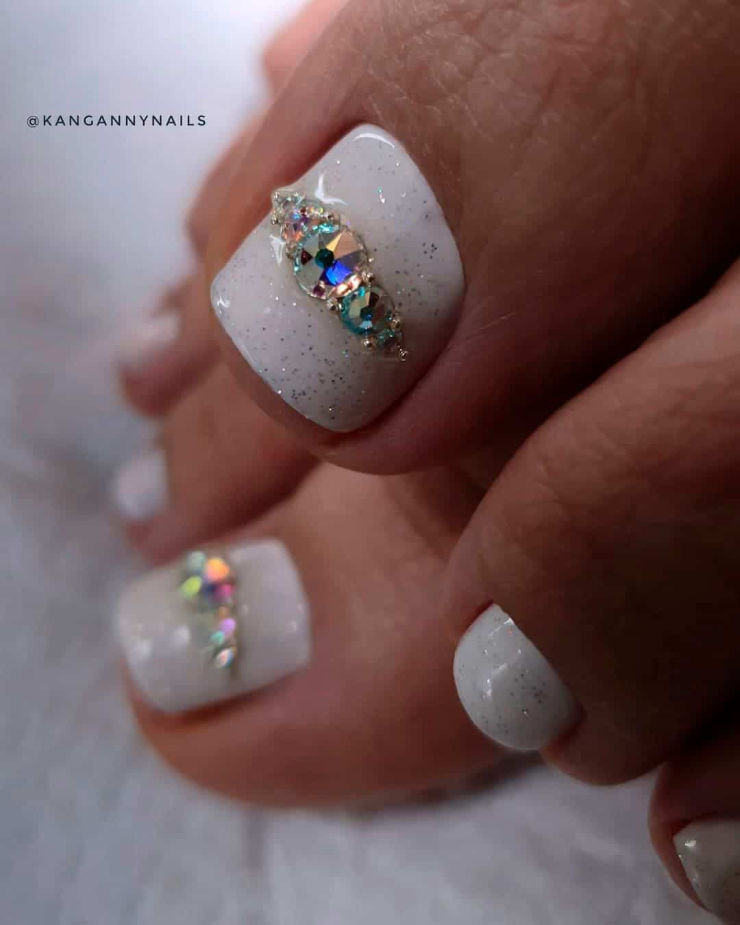 Professional Nail Salon Tips: