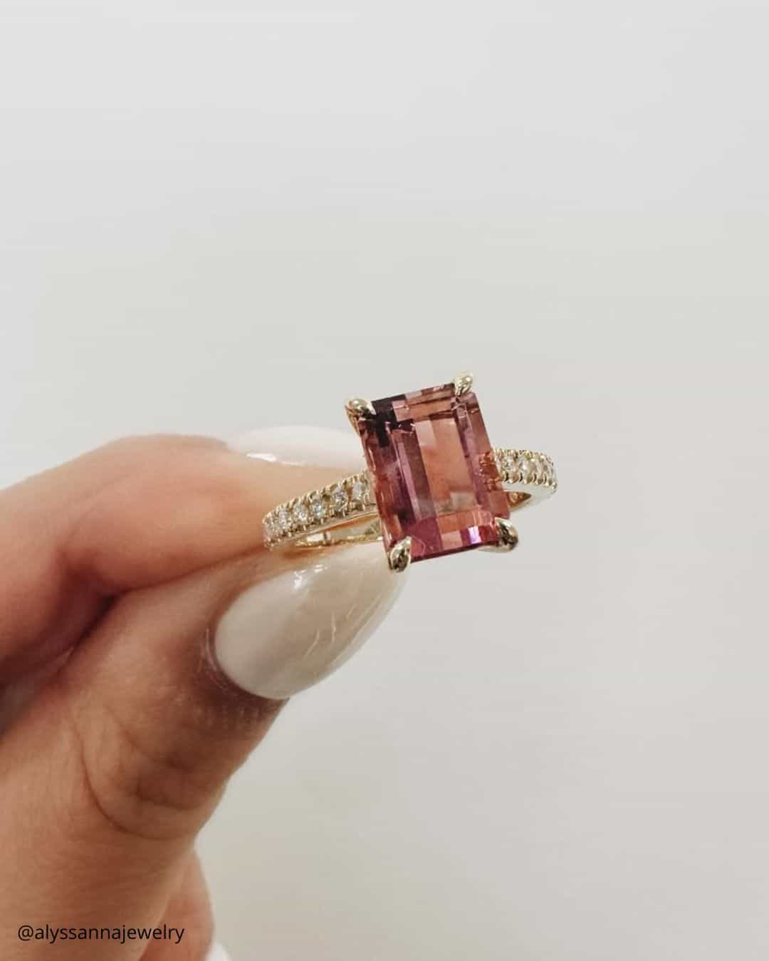 Morganite Engagement Rings