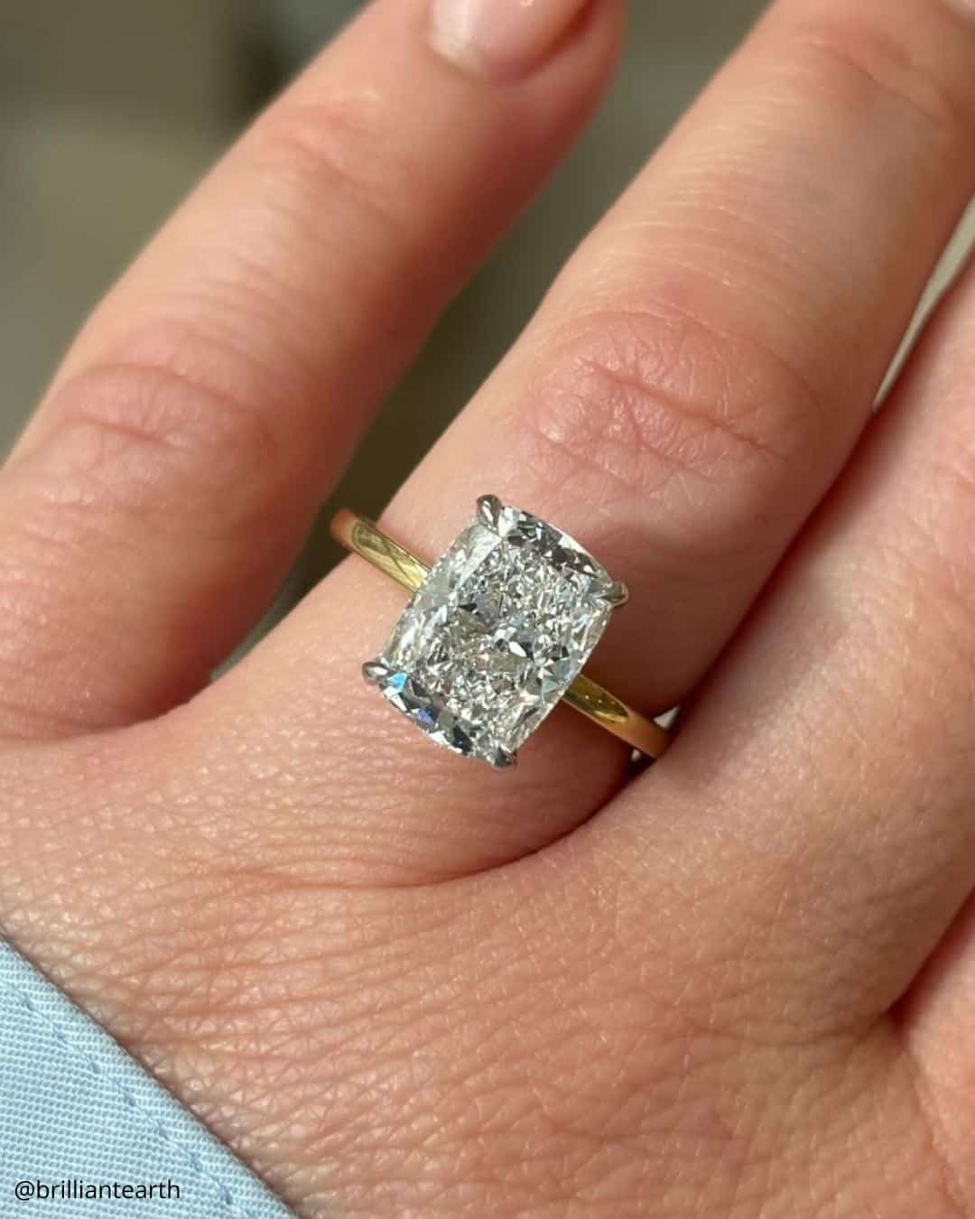 Elongated Oval Engagement Rings