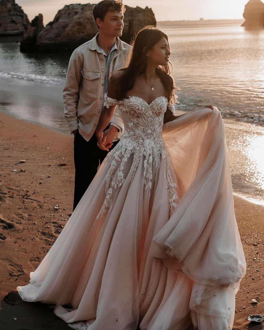 Bohemian Lace Dresses For Wedding